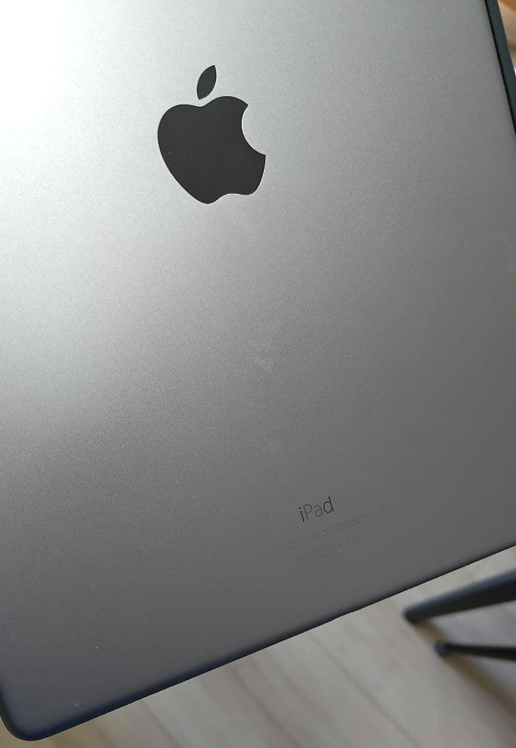 iPad Pro (第1世代) 12.9インチ 256GB wifi+キーボード
