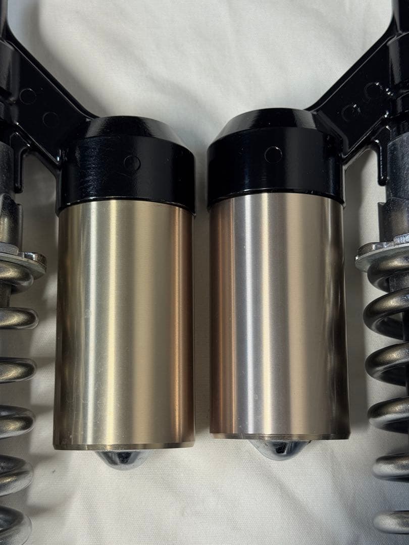 ゼファーχ ファイナルエディション 純正サスペンション 3,200km外し