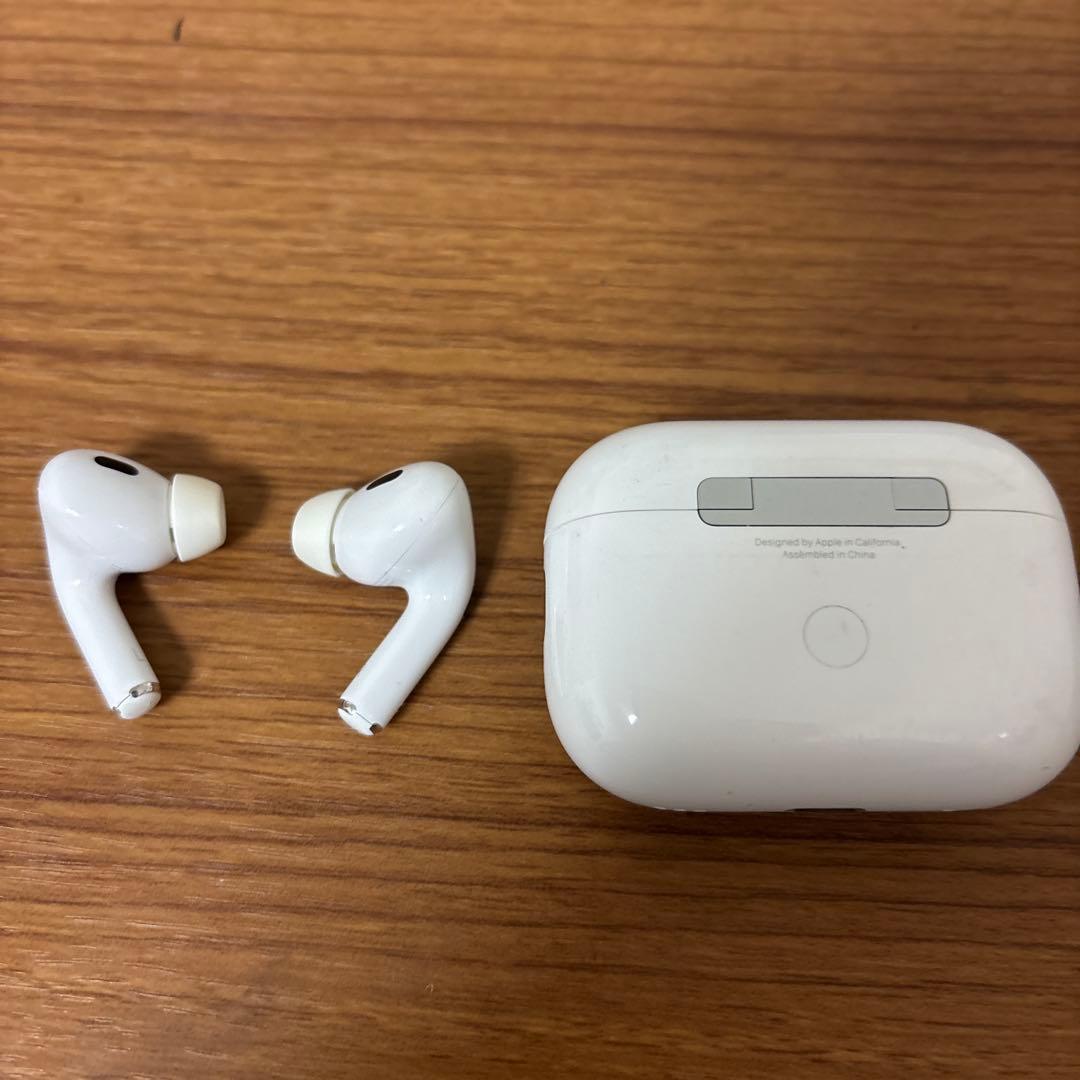 AirPodsPro2 本体 ホワイト 充電ケース付き