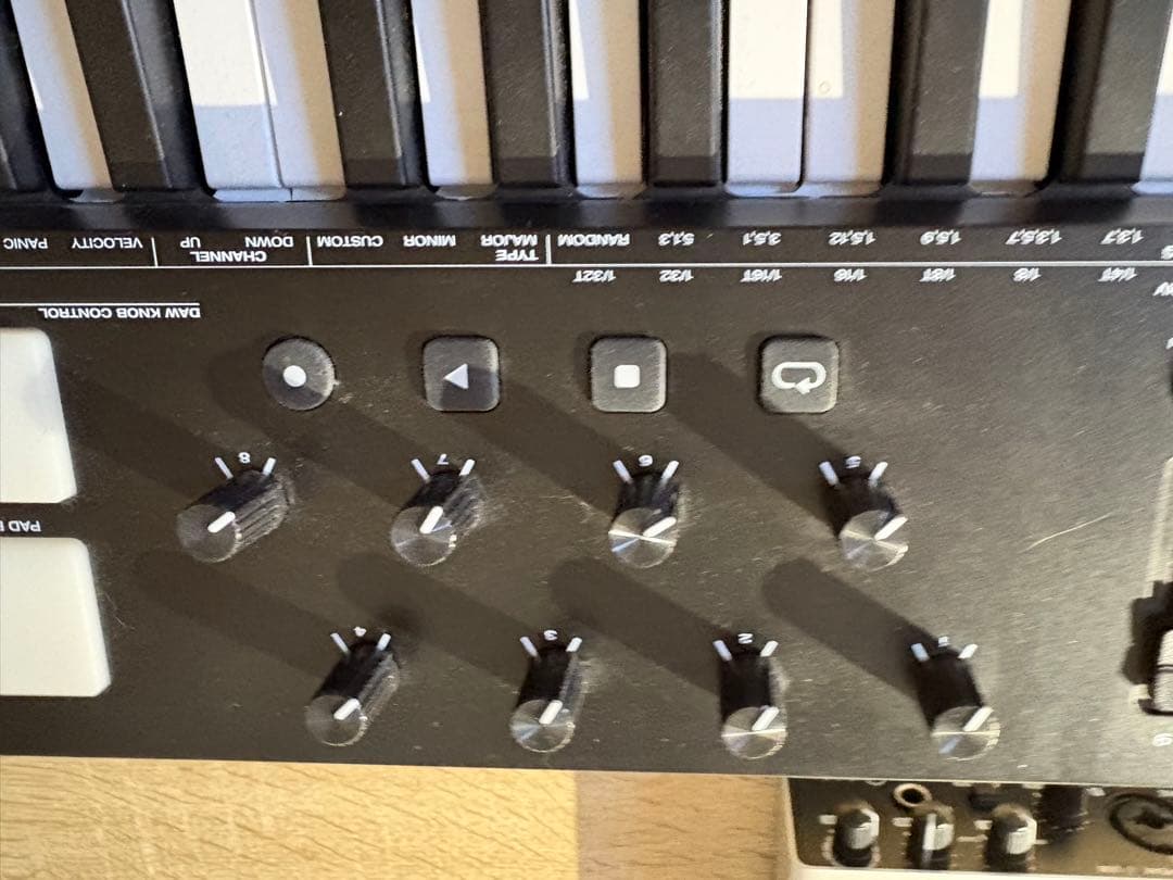 【横浜手渡可】DTMセット　インターフェイス & midiキーボード 49鍵