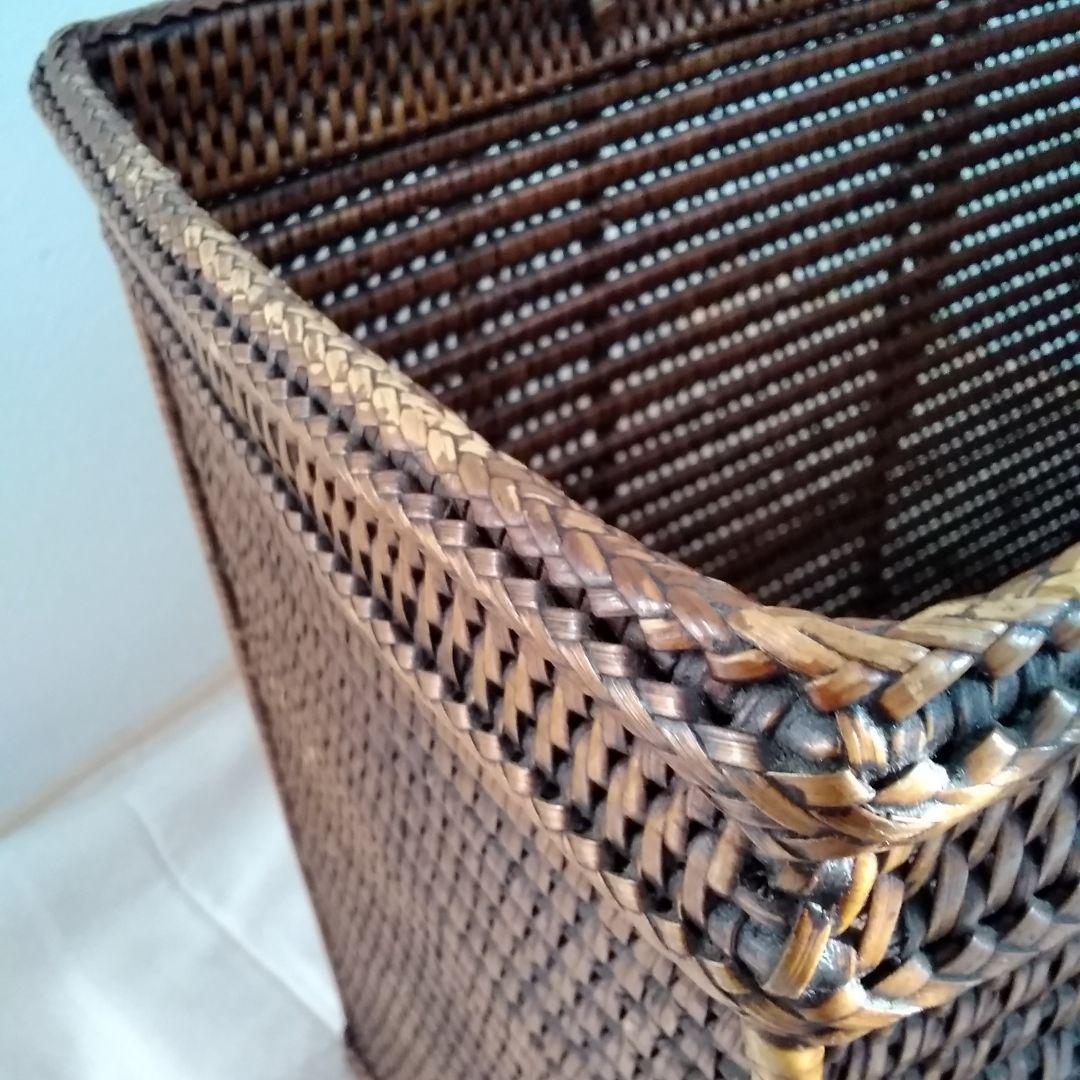 年代不明！両ハンドルかご！籐籠竹籠 竹細工 竹編みカゴ 小物入れ！経年美品！