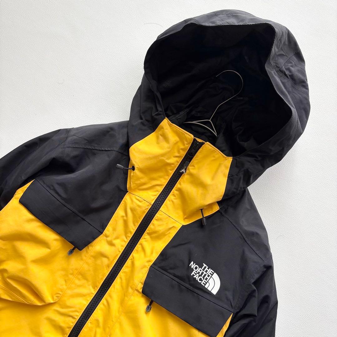 02140-4 ノースフェイス　スノボウェア　ダウンジャケット　イエロー