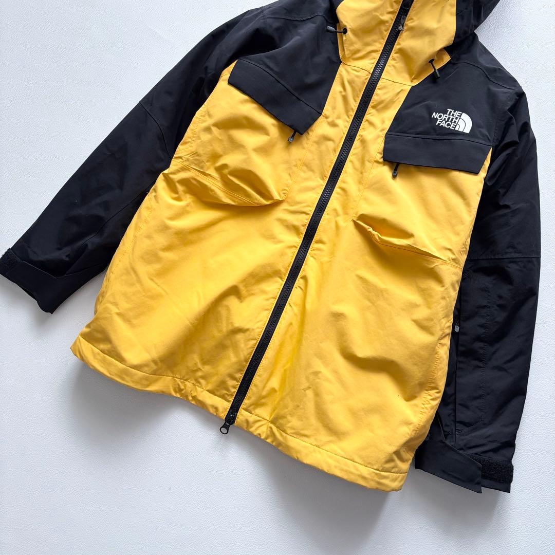 02140-4 ノースフェイス　スノボウェア　ダウンジャケット　イエロー
