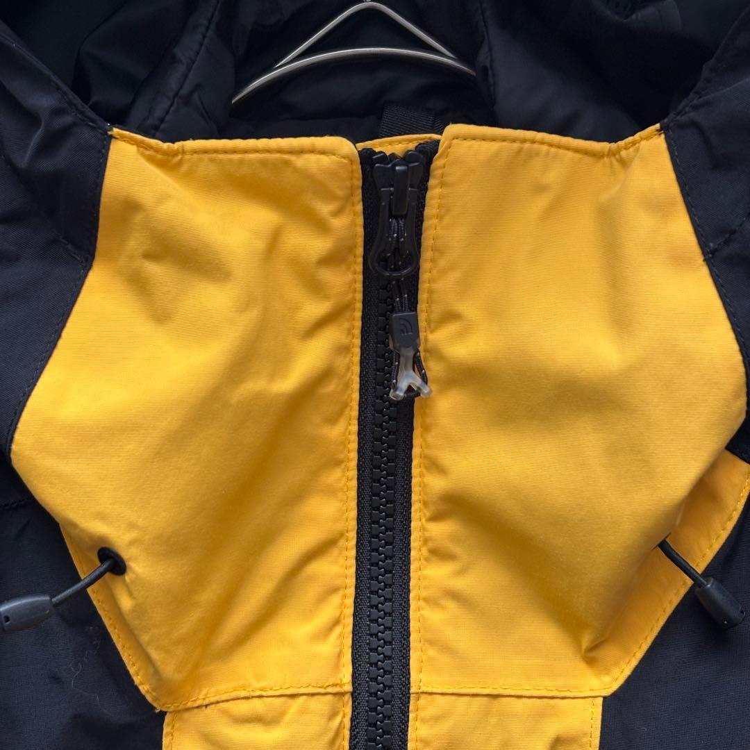 02140-4 ノースフェイス　スノボウェア　ダウンジャケット　イエロー