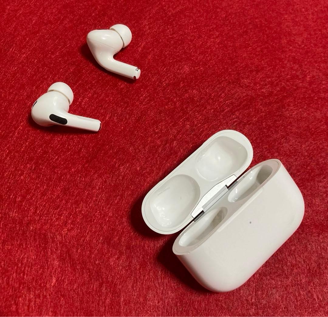 動作確認済み　 美品　A2700 Airpods 第二世代　ワイヤレスヘッドホン