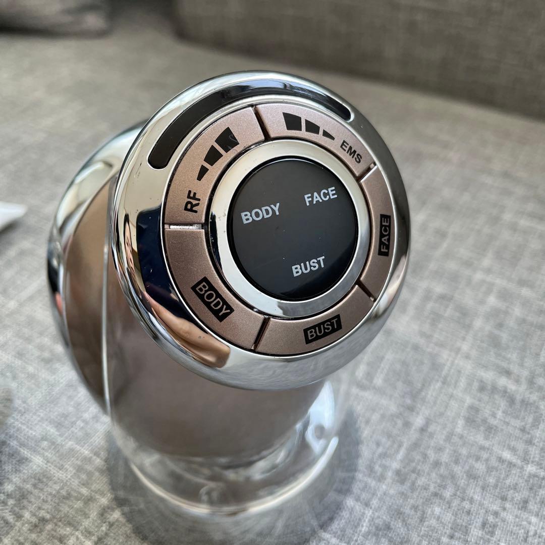 ボディゲルは付きません　機械とバスト用ゲル付きYA-MAN RFキャビスパ