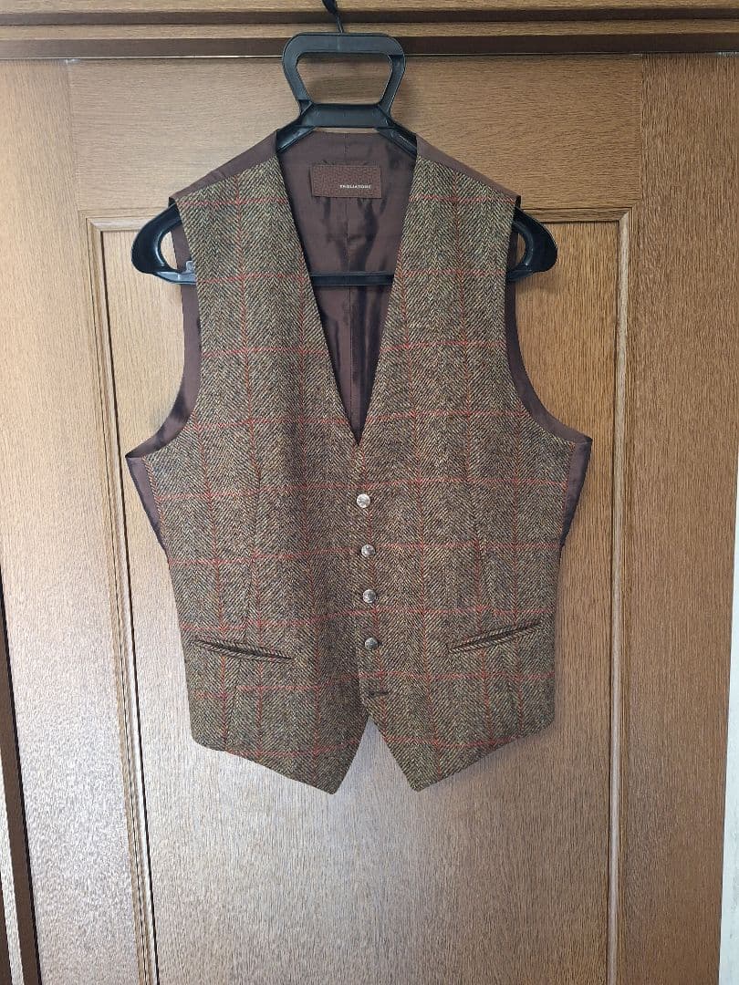 最終特価　TAGLIATORE ベスト ジレ