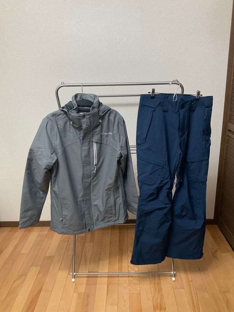 コロンビア　ラストトラックスジャケットとパウダースタッシュパンツ