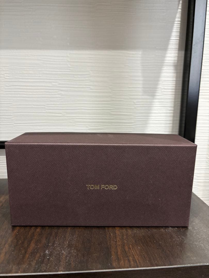 TOM FORD ブラックサングラス ほぼ新品