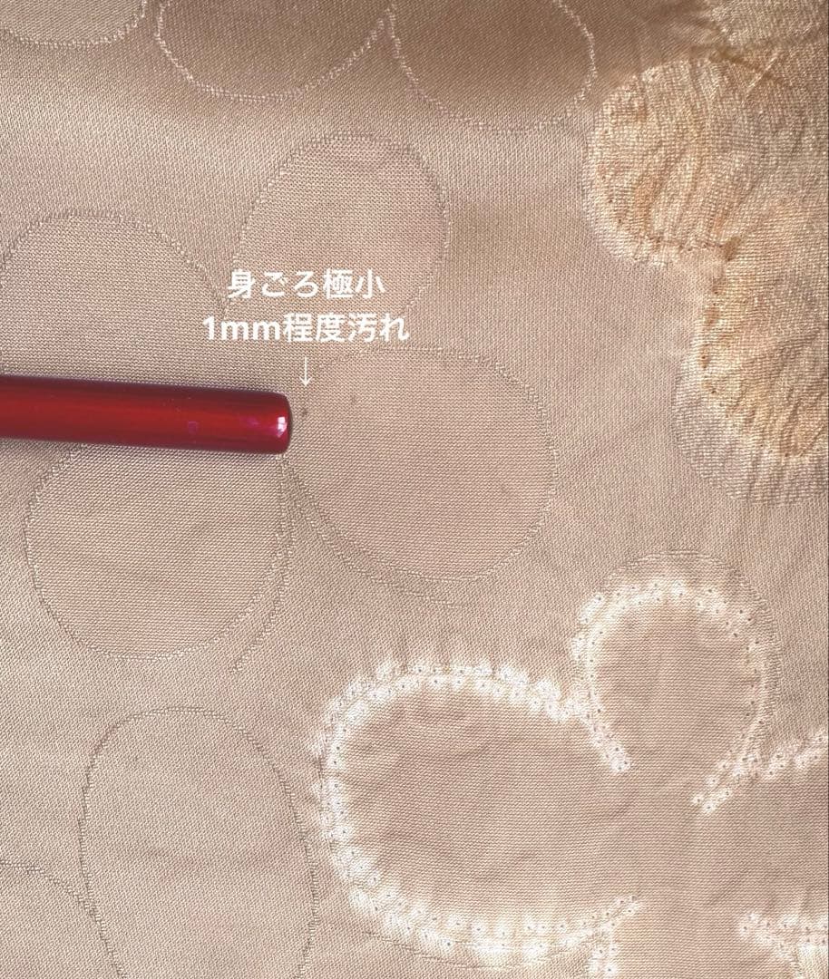 可愛いミルクティーにくすみ蝶々の小紋　正絹