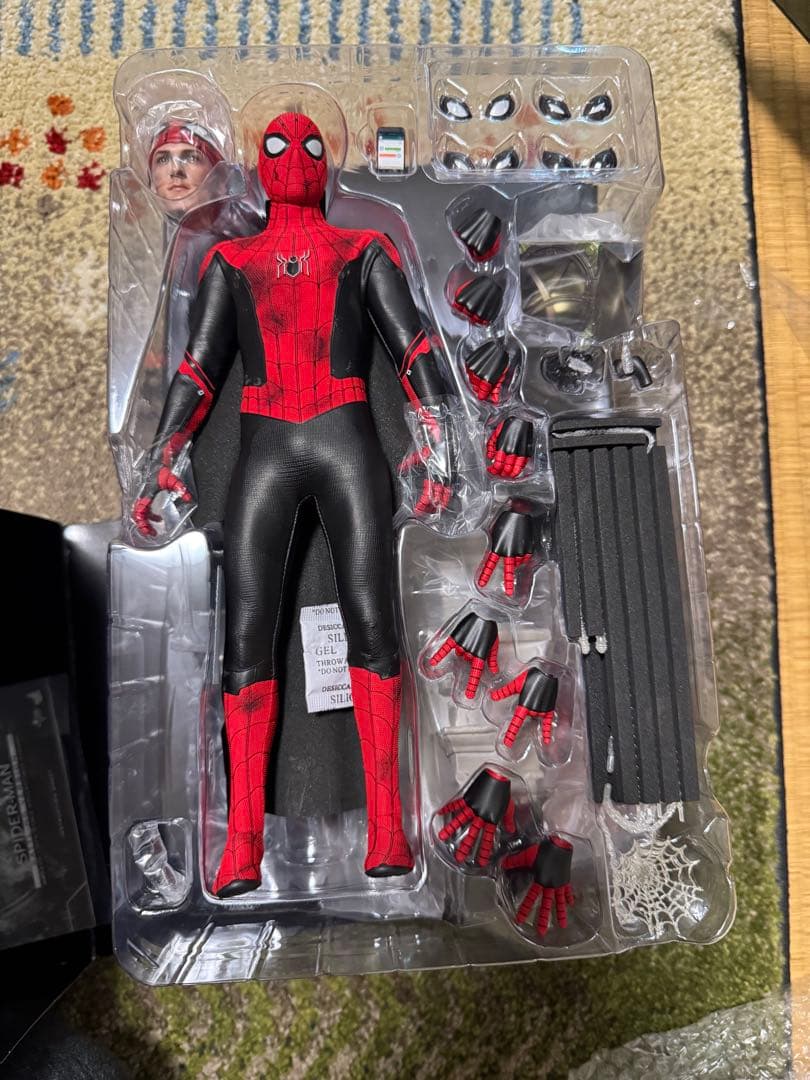 C*い様 スパイダーマン ホットトイズ