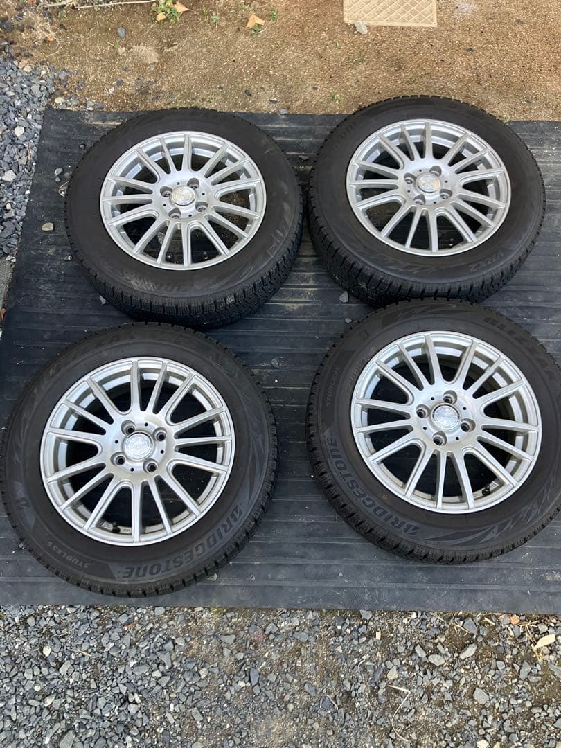 (2065) 22年製スタッドレスタイヤ社外アルミホイール付き2本②