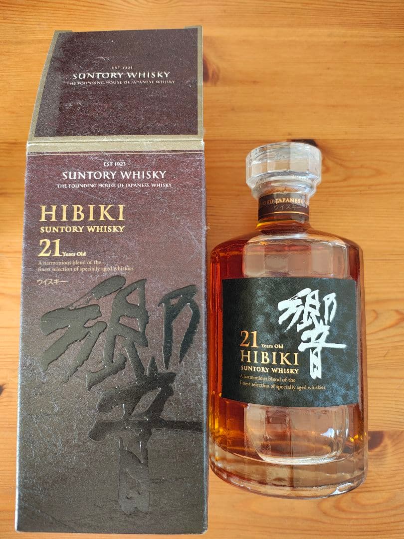 Hibiki　響 21年 サントリーウイスキー 700ml