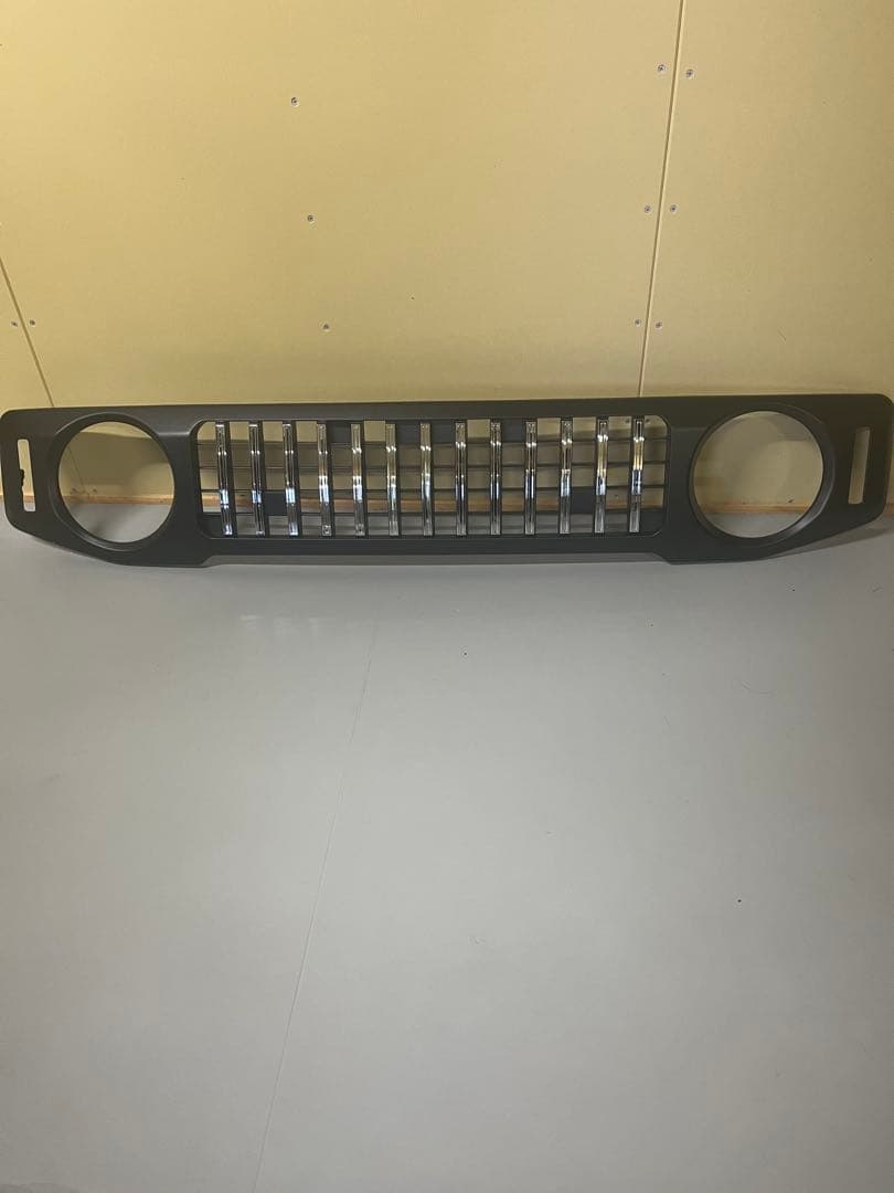 フロントグリル ブラック メッシュ デザイン