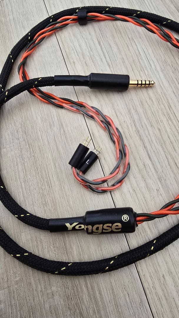 イヤホン Yongse Stormrise 2pin 4.4mm