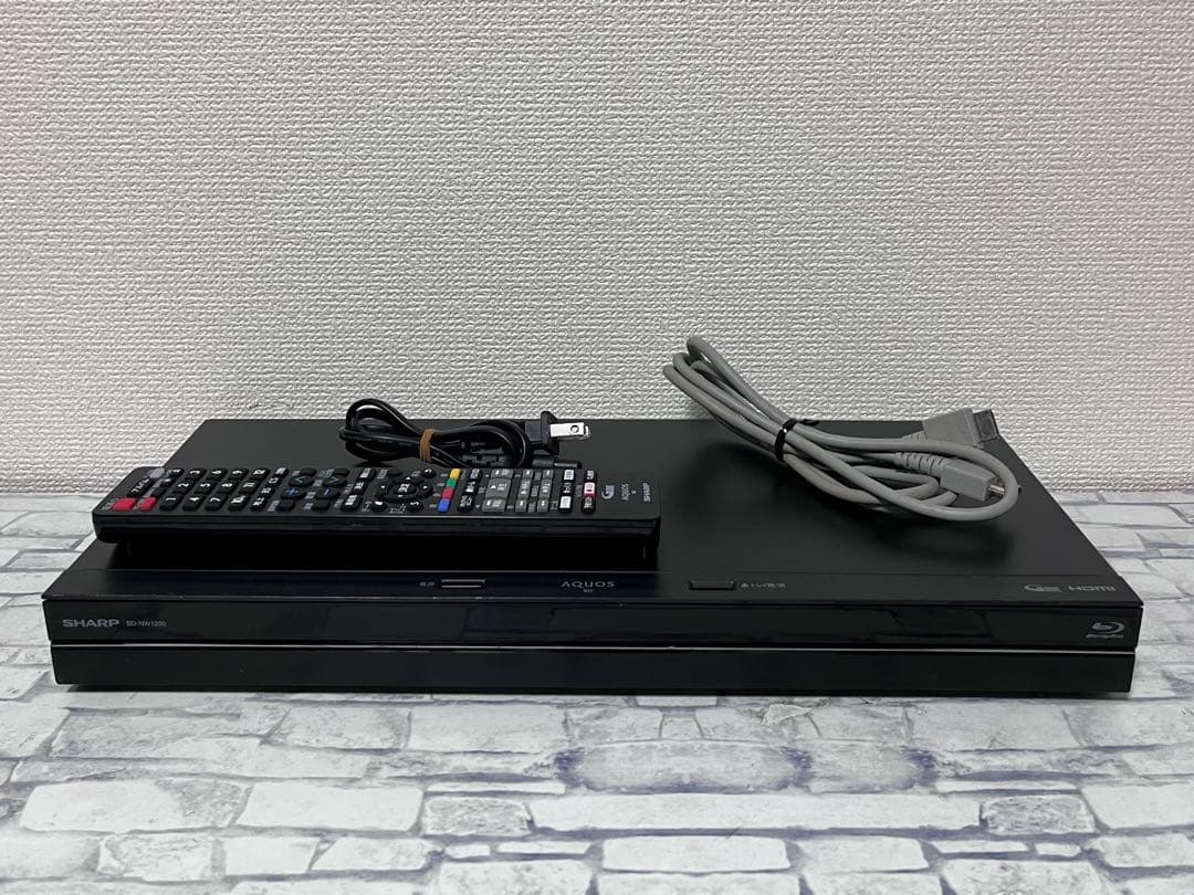 リモコン付　1TB 2番組録画　シャープ　BDレコーダー　BDーNW1200