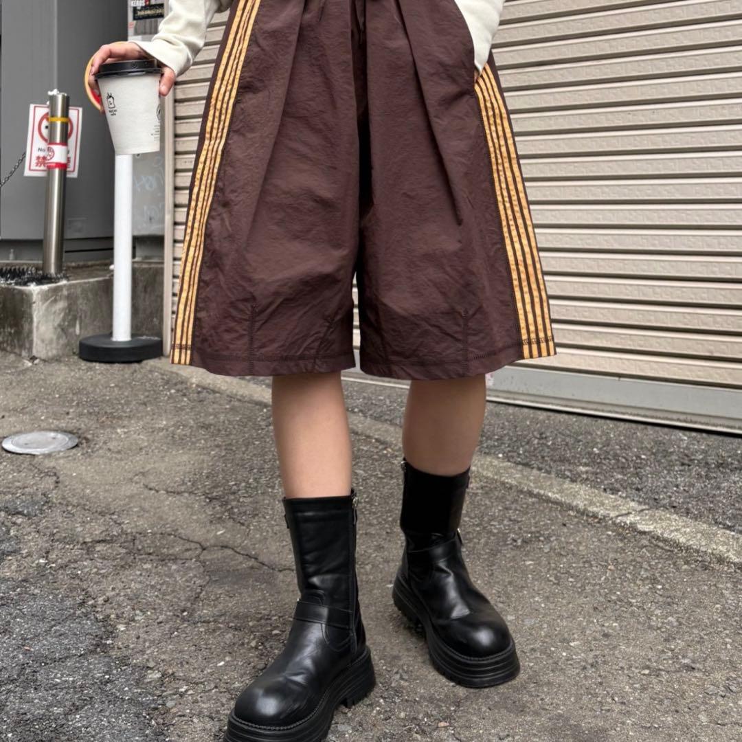 エシンタ ハーフパンツ