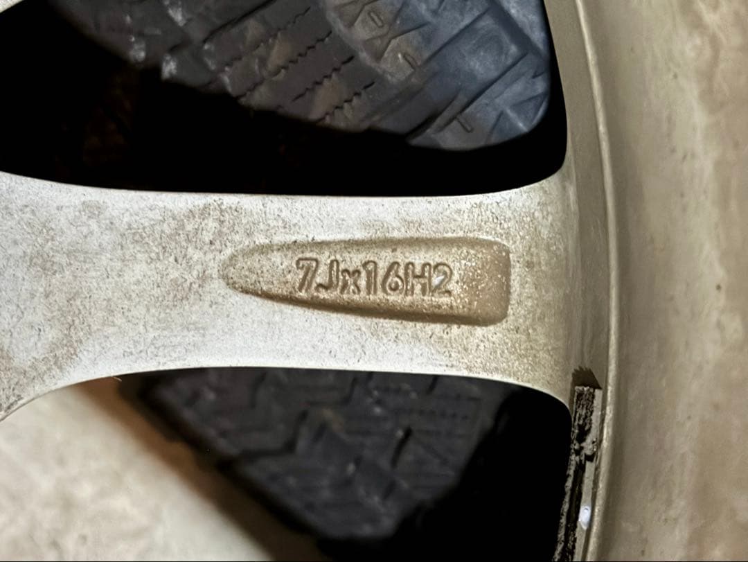 BMW320D純正　16インチ スタッドレス　ブリザックVRX2 ホイールセット