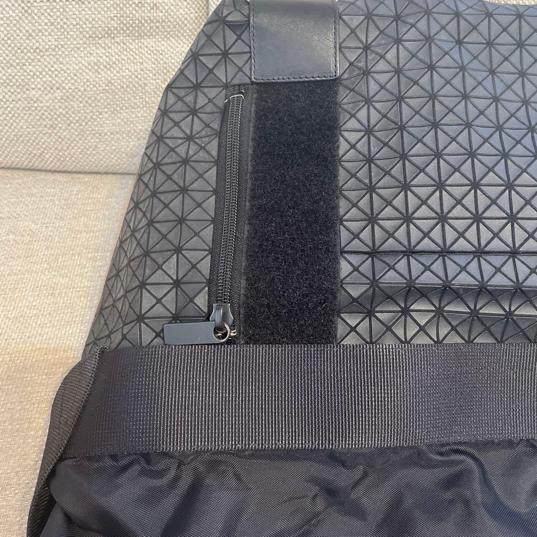 BAO BAO ISSEY MIYAKE バオバオ メッセンジャーバッグブラック
