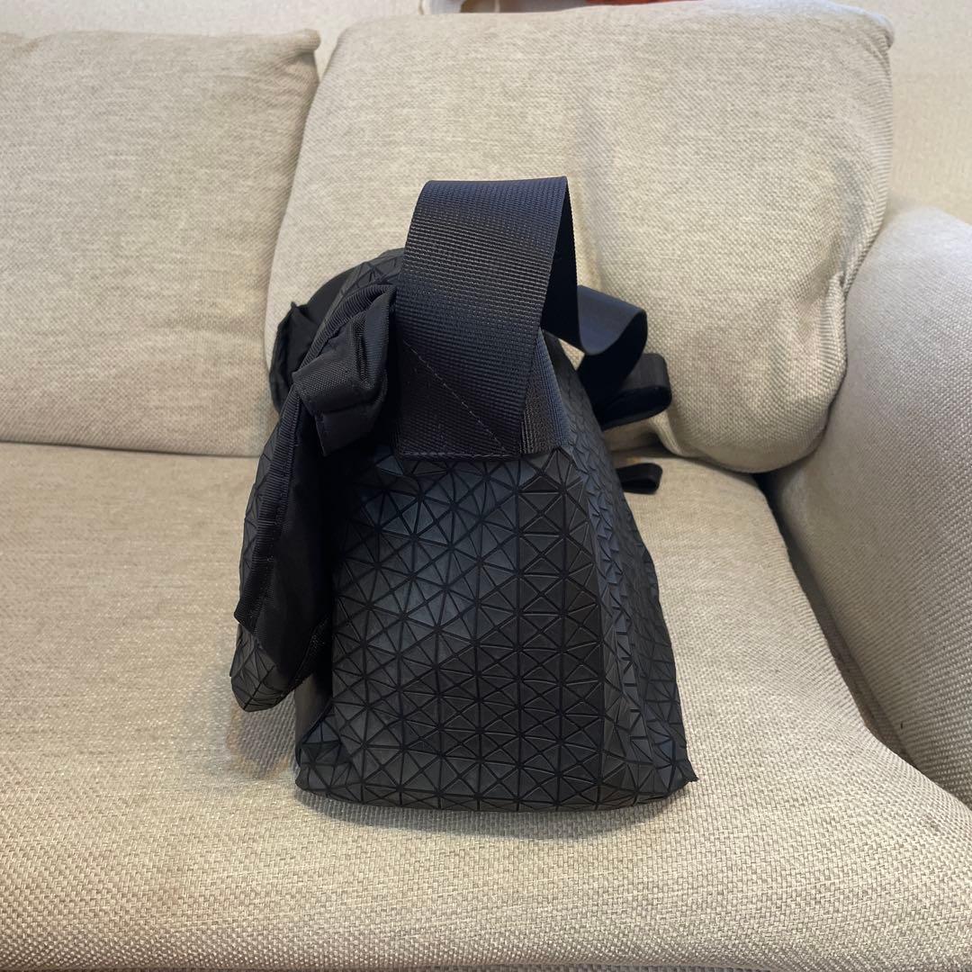 BAO BAO ISSEY MIYAKE バオバオ メッセンジャーバッグブラック