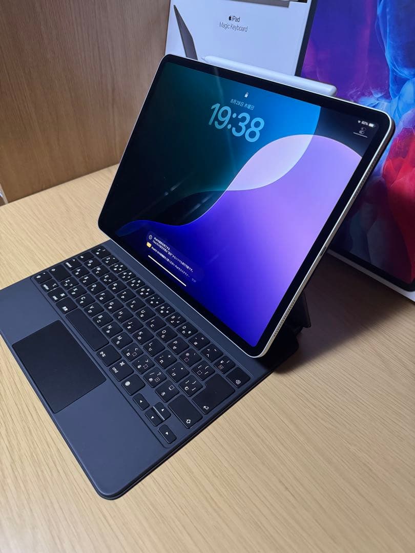 iPad Pro 12.9 4th 512GB Pencil2＋Keyboard