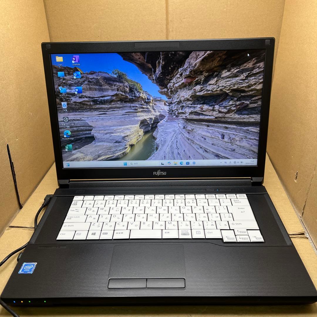 富士通 FMV LIFEBOOK A579/B FMVA64007