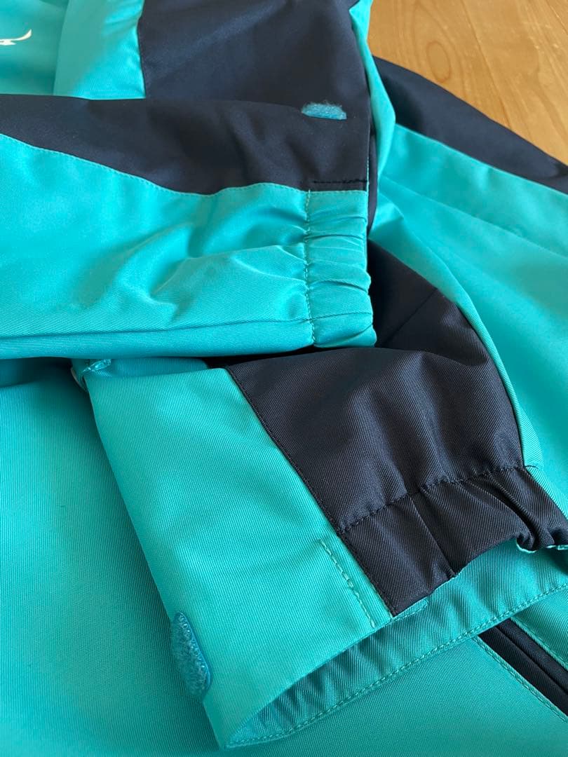 ✳︎meme✳︎新品　MIZUNO レディース　Mサイズ　スキーウェア