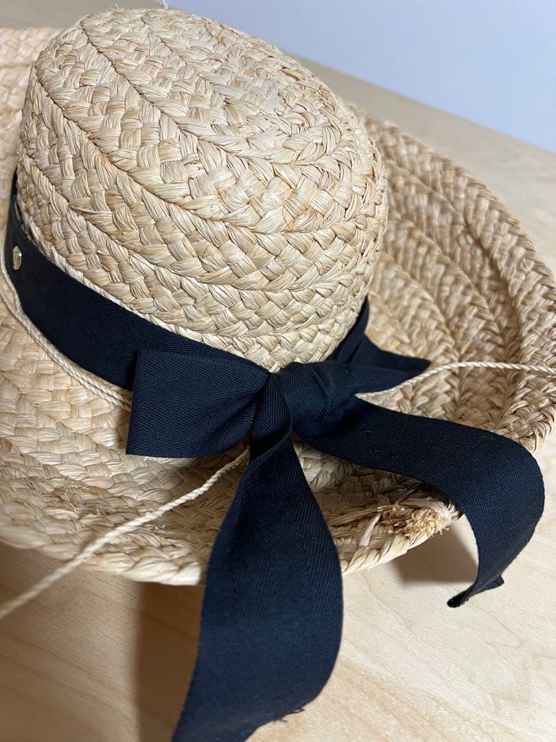 HELEN KAMINSKIヘレンカミンスキー 麦わら帽子 ベージュ リボン付き