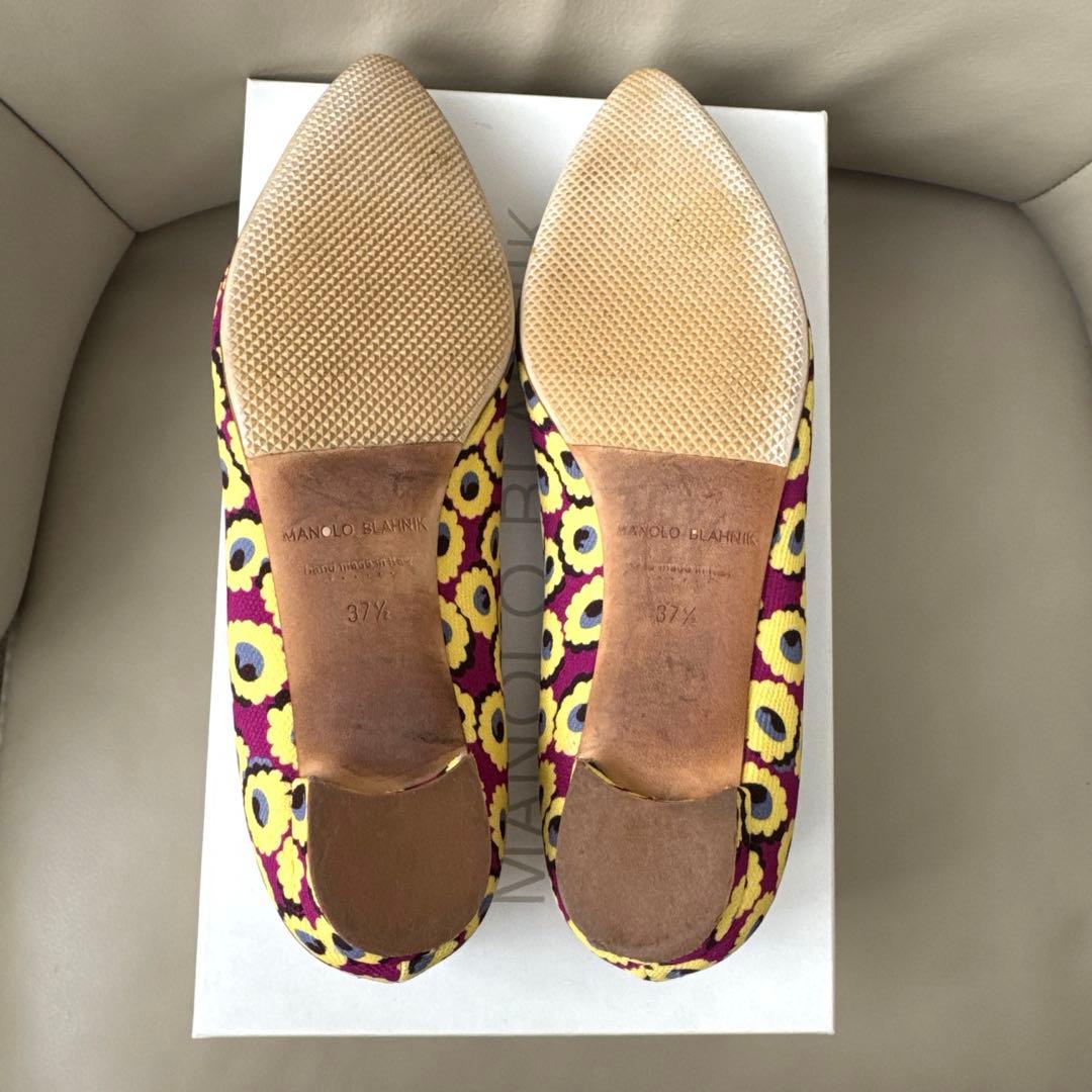 MANOLO BLAHNIK マノロブラニク　ビジューパンプス