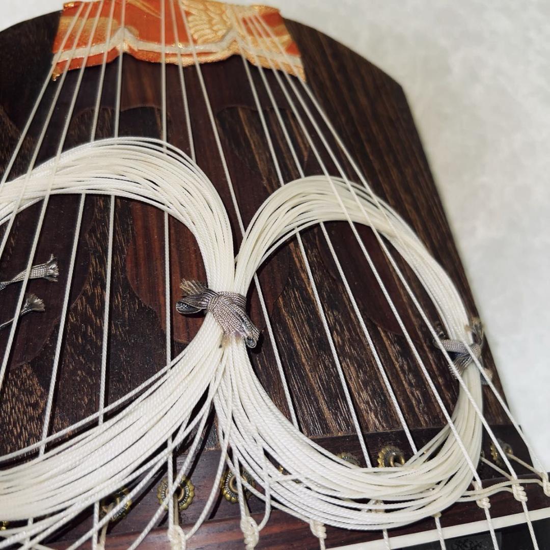 琴　箏　13弦　並甲　蒔絵　和楽器　弦楽器　すだれ彫り