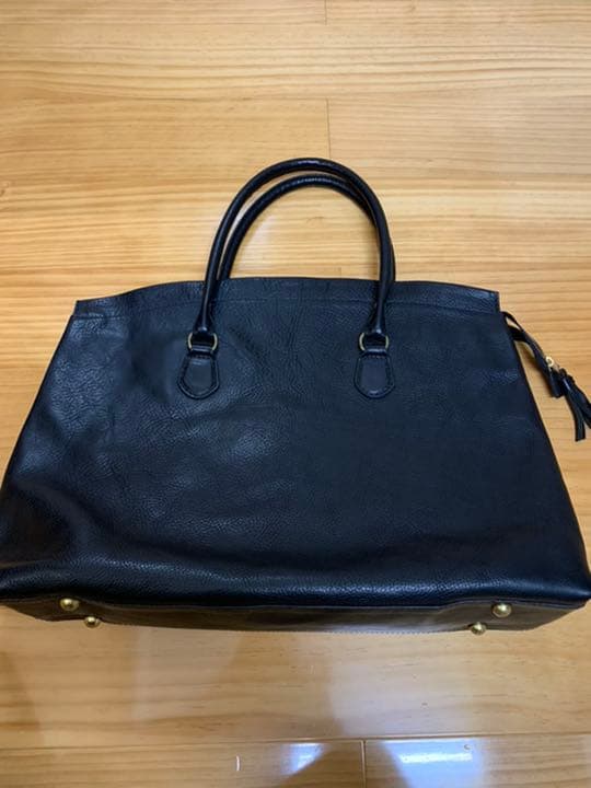 Nathally レザーバック（黒)