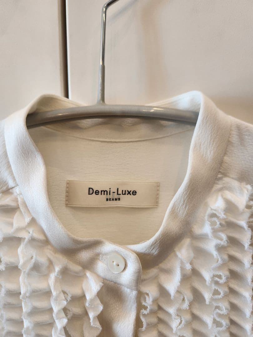 Demi-Luxe BEAMS　ジョーゼット フリルブラウス