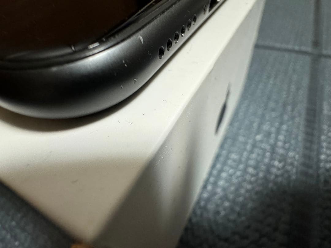 iPhone 11 ブラック 128 GB au