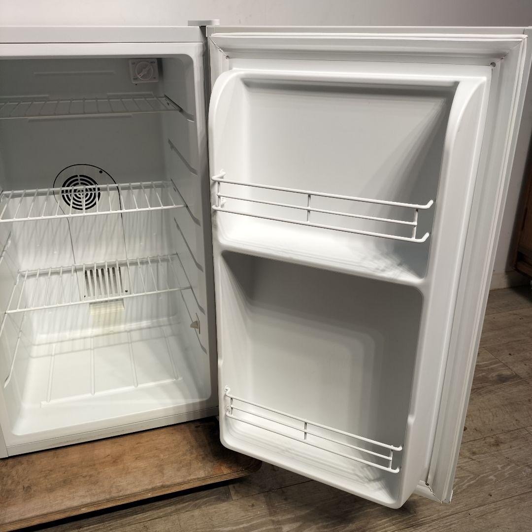 M♦アントピー　peltism　70Ｌ　小型冷蔵庫　AB-70Ｌ