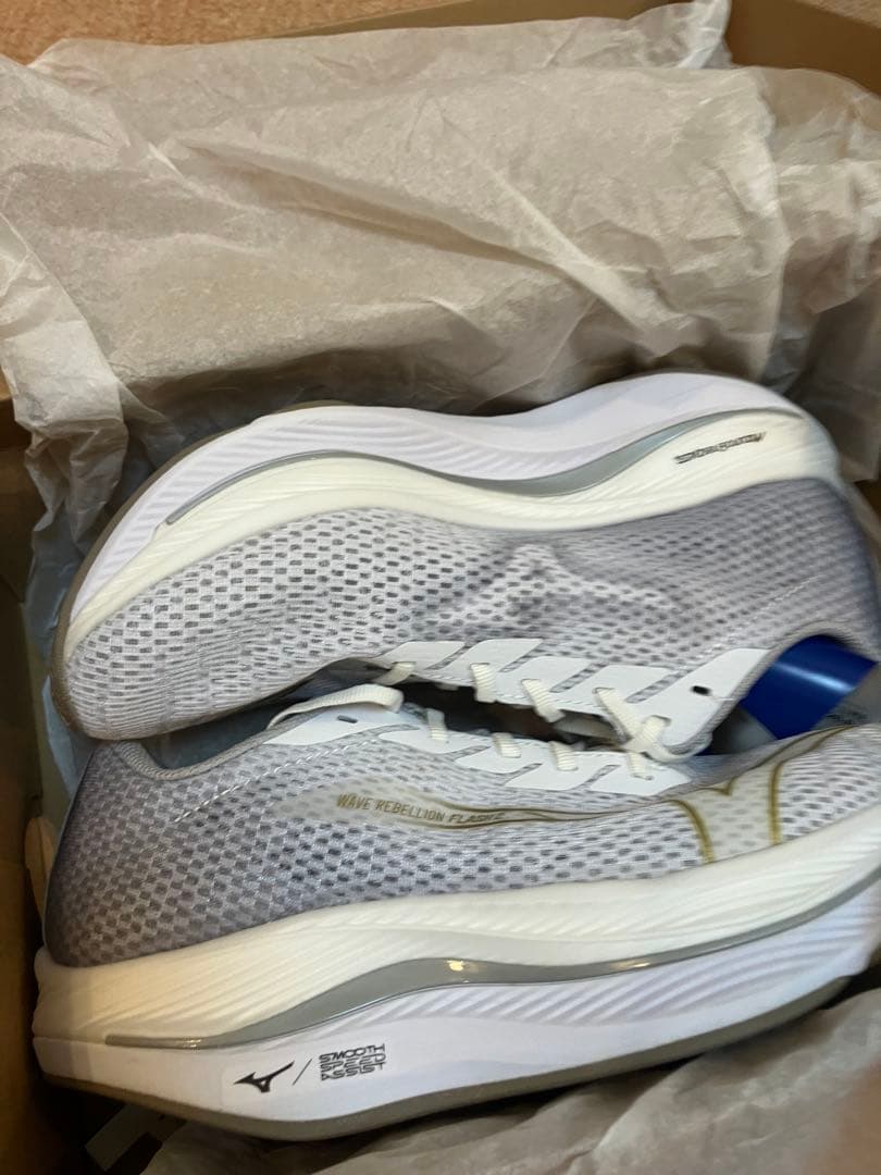 新品 ミズノ ウェーブリベリオンフラッシュ2 WIDE 26.0cm ホワイト