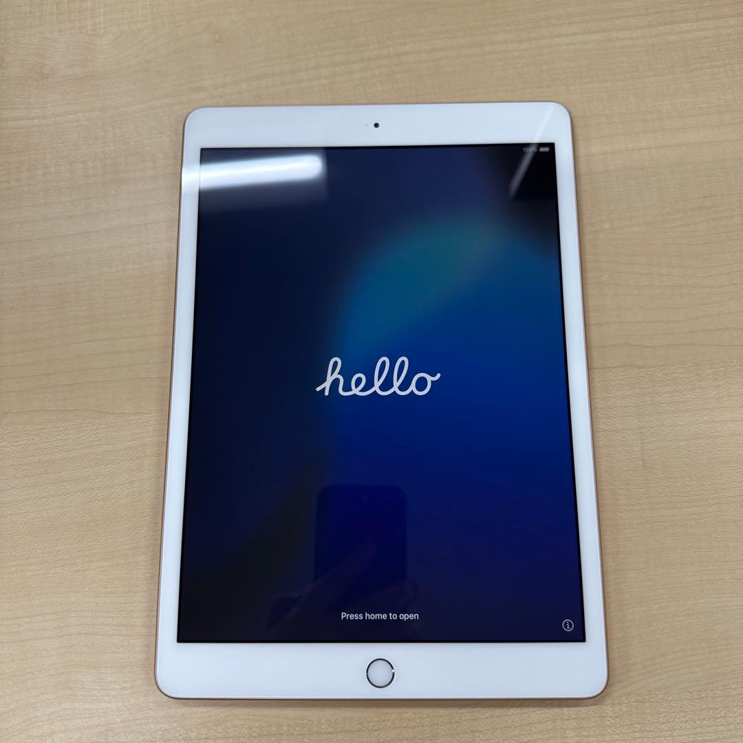 iPad 第8世代 WiFi 32GB ゴールド 本体のみ