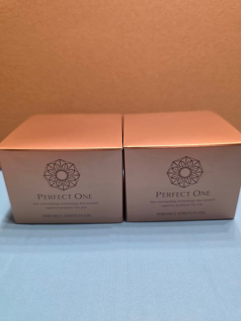 [未使用 未開封] パーフェクトワン薬用リンクルストレッチジェル 50g×2