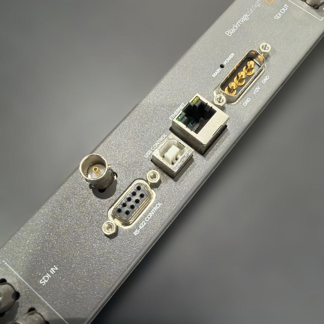 Blackmagic Micro Videohub 16x16 SDIルーター