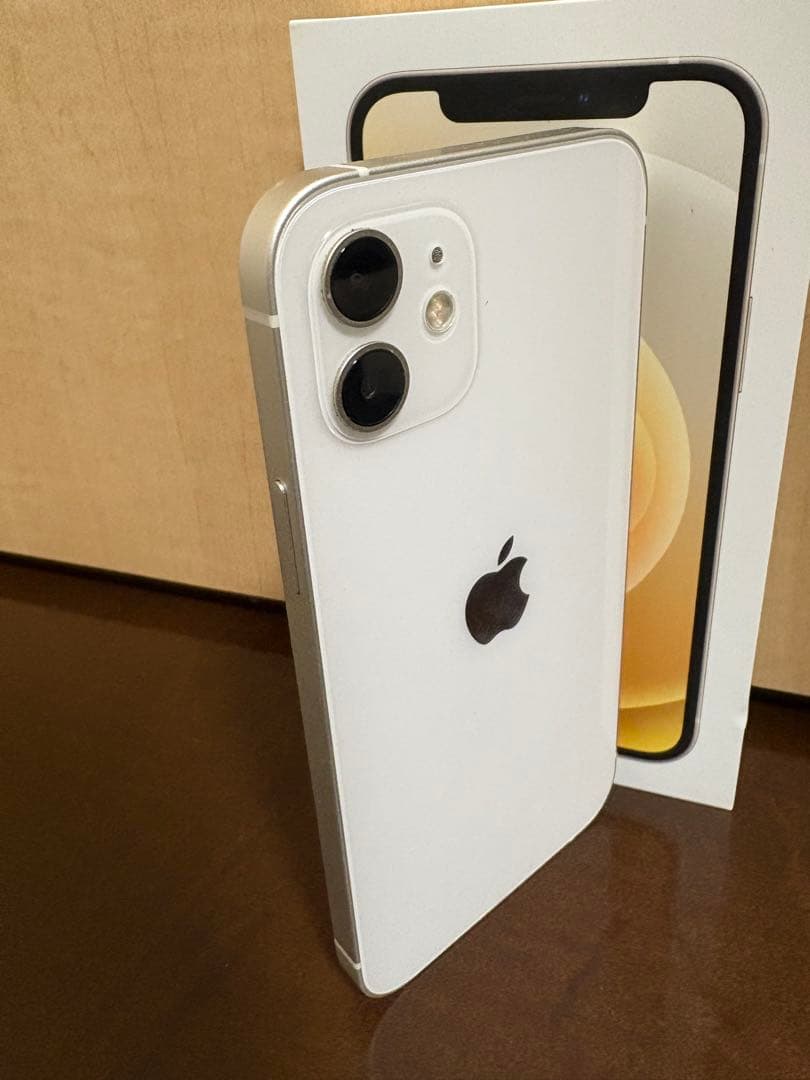 スマートフォン本体 Apple iPhone12 White 64GB