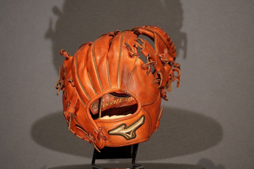 ニ*ィ様 ミズノ 硬式グローブ　内野手用　グローバルエリートHセレクション♾️