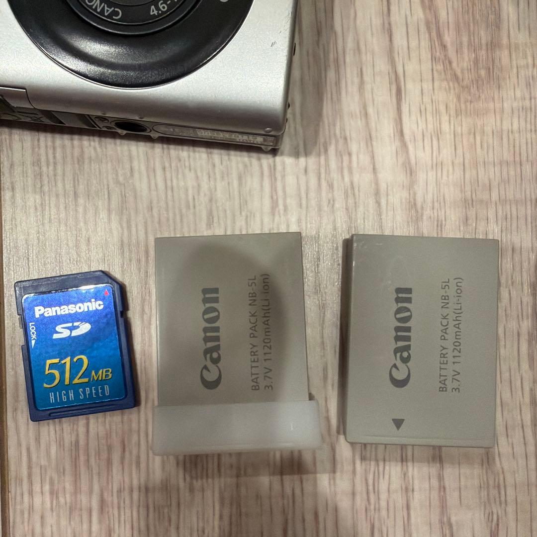 IXY デジタルカメラ　800IS canon シルバー