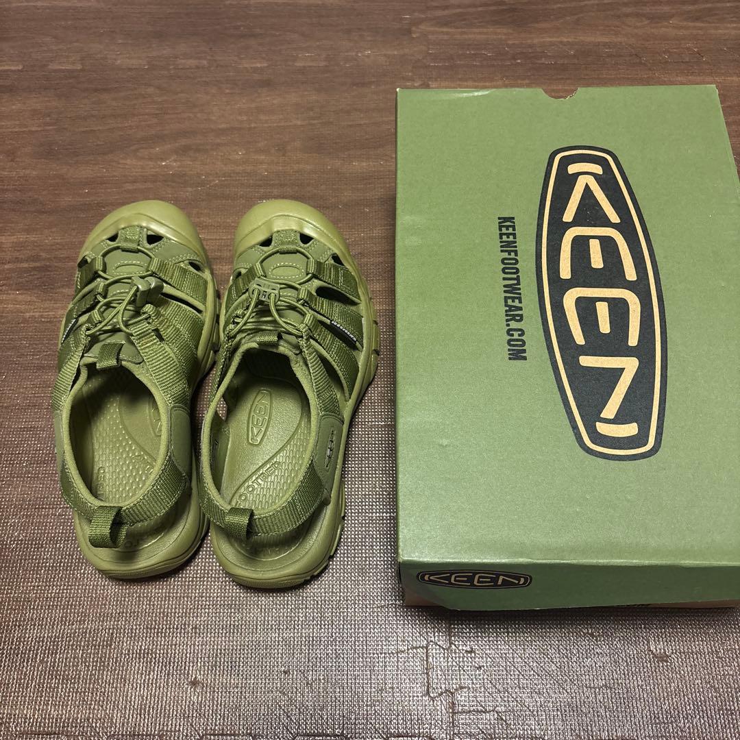 KEEN AMMZ オリーブ色 スポーツサンダル