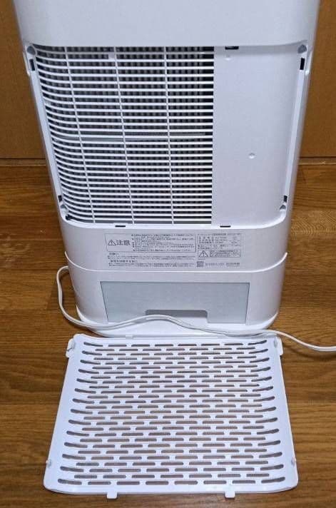 IRISOHYAMAサーキュレーター付き衣類乾燥除湿機 2020年製。