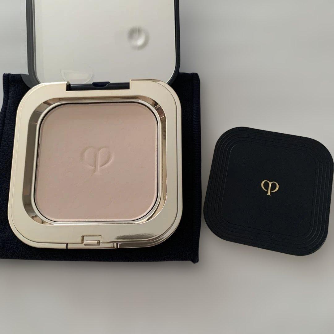 クレドポー　プードルコンパクトエサンシエルn