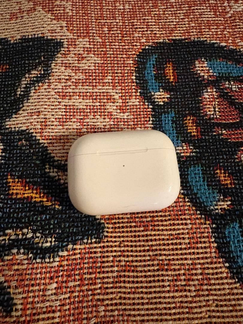 AirPods本体 ホワイト USB-C充電ポート