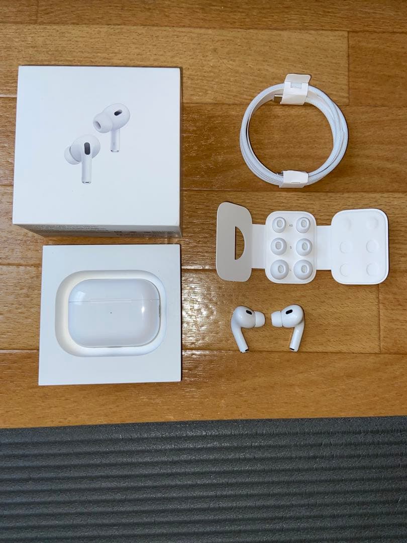 美品　Apple AirPods Pro 第二世代　USB-C