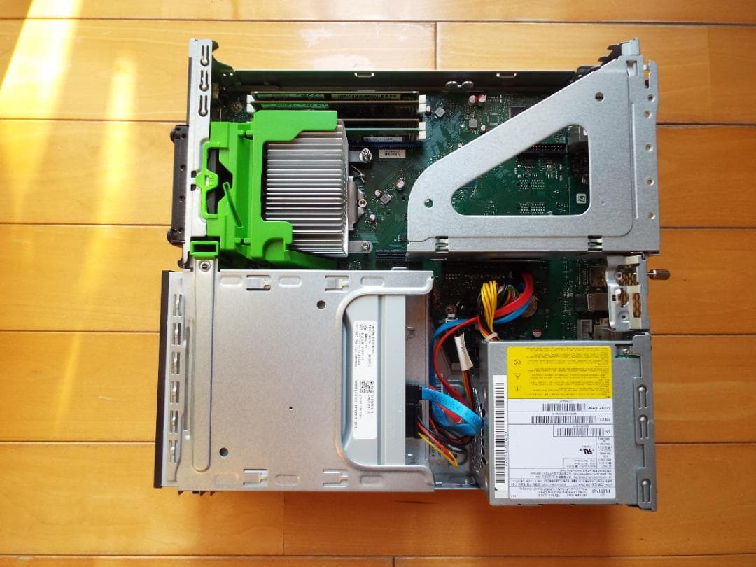 Windowsデスクトップ ESPRIMO D588/BX i5-9500 32G SSD512G+HDD1