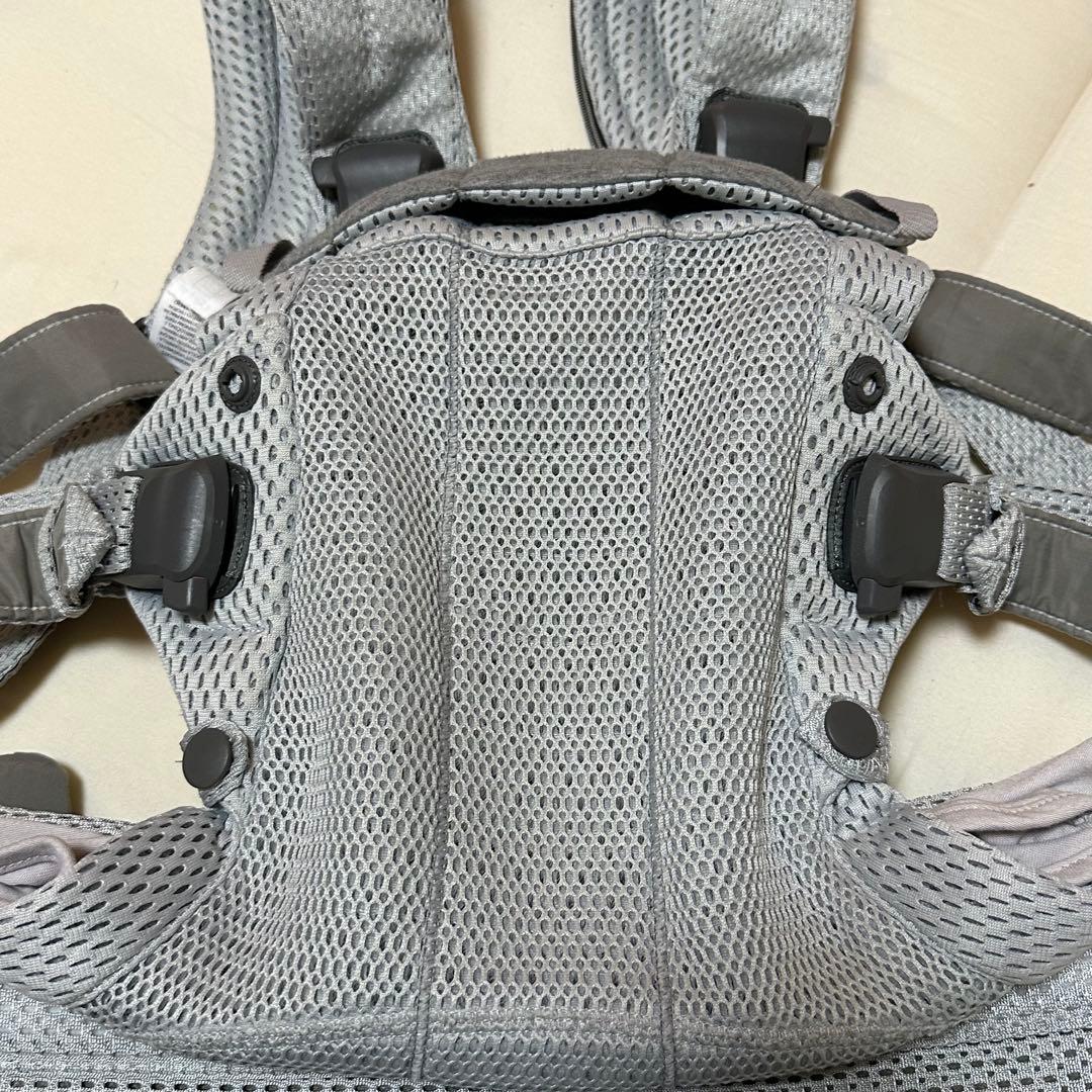 ベビービョルン　ベビーキャリア　ハーモニー　メッシュ