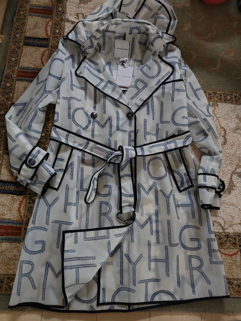 ロゴ レインコート