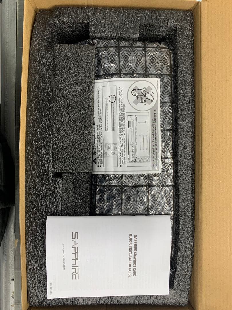 グラフィックボード・グラボ・ビデオカード Sapphire AMD Radeon RX 7800 XT 16GB